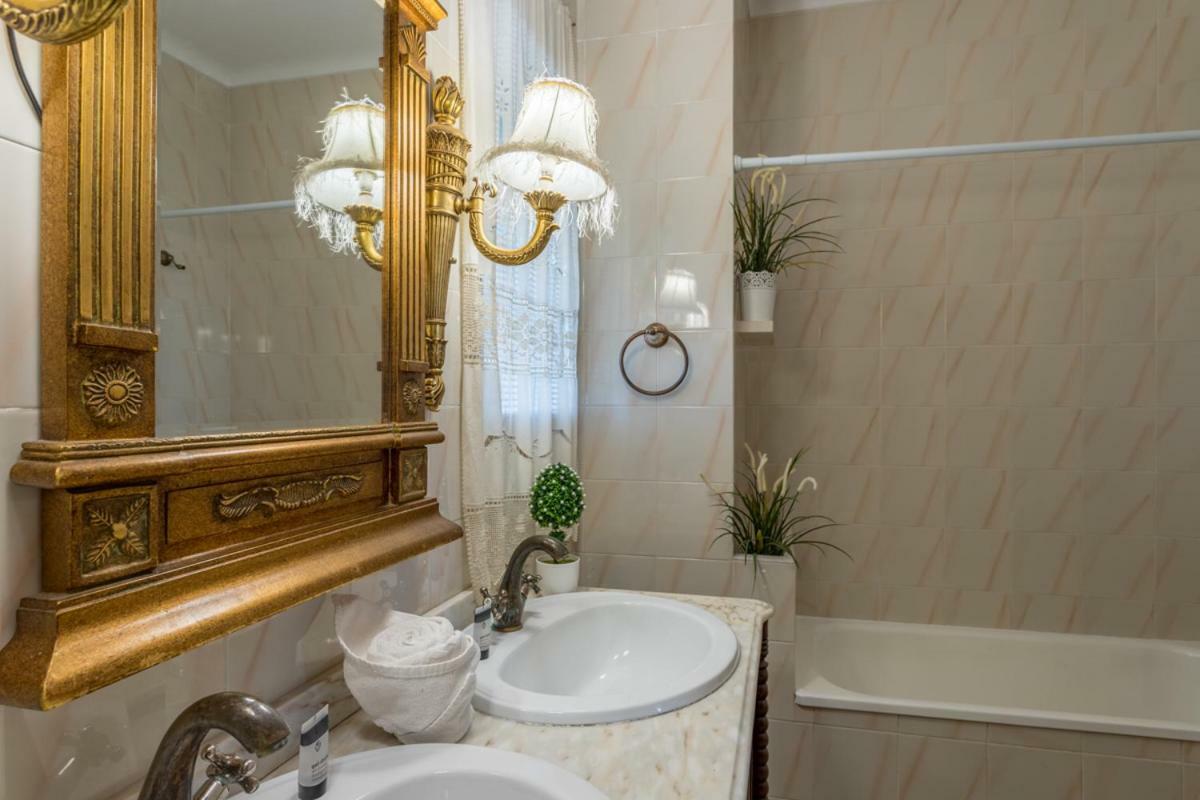 Casa Ludima Villa Fuentes de Andalucía Eksteriør billede