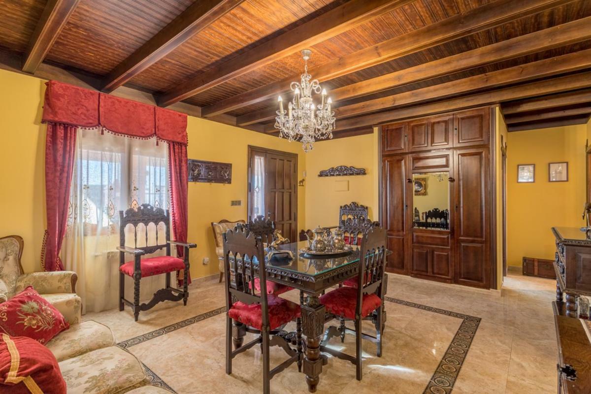 Casa Ludima Villa Fuentes de Andalucía Eksteriør billede