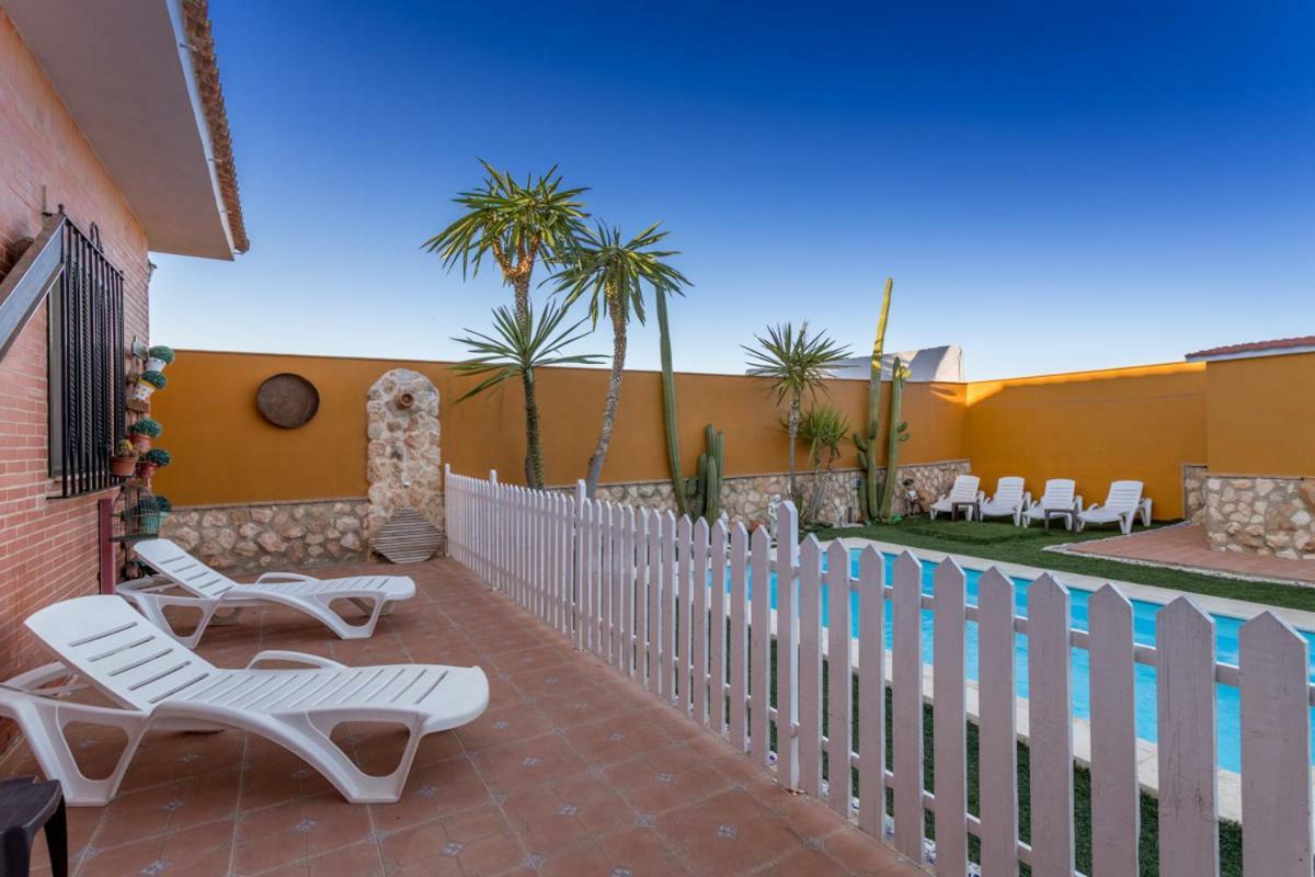Casa Ludima Villa Fuentes de Andalucía Eksteriør billede